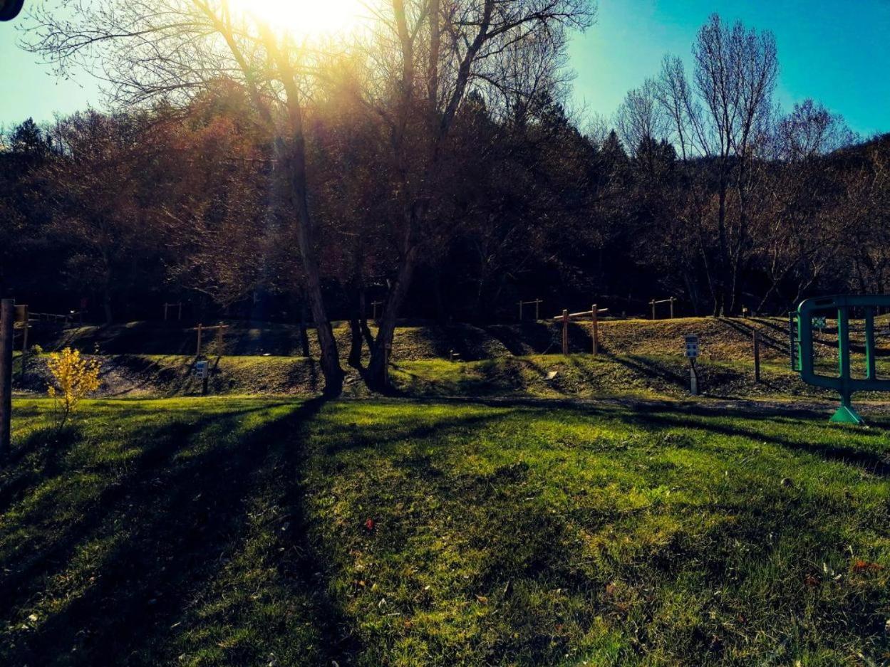 Camping du Bourg Digne-les-Bains Bagian luar foto